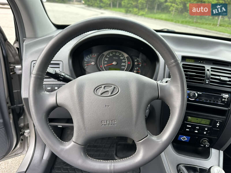 Позашляховик / Кросовер Hyundai Tucson 2005 в Тернополі