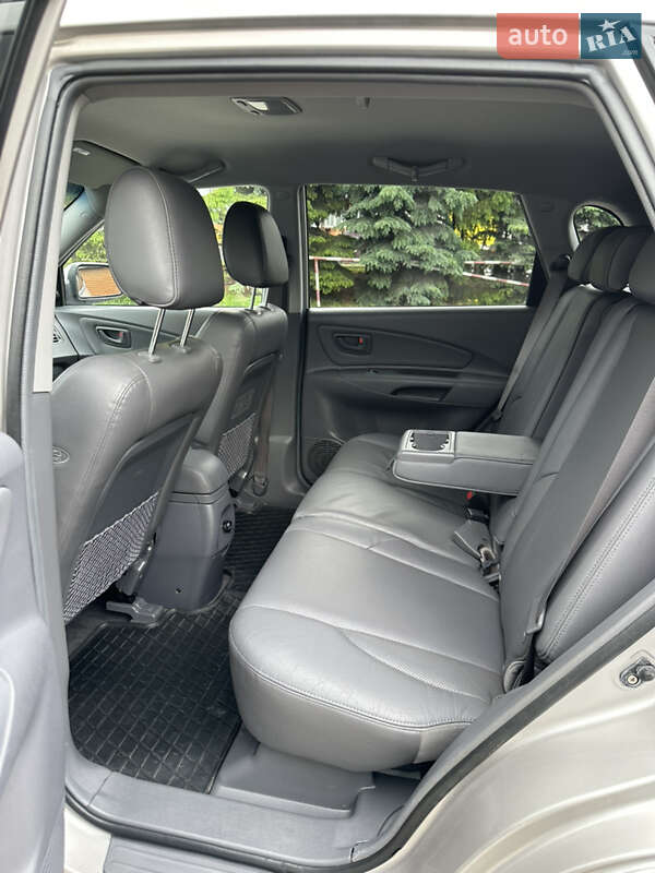 Позашляховик / Кросовер Hyundai Tucson 2005 в Тернополі
