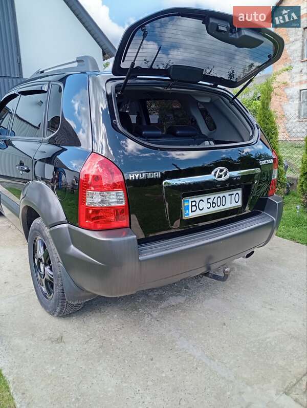 Позашляховик / Кросовер Hyundai Tucson 2006 в Самборі фото 4 Позашляховик / Кросовер Hyundai Tucson 2006 в Самборі