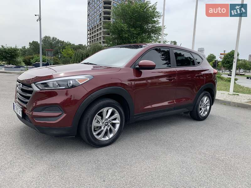 Внедорожник / Кроссовер Hyundai Tucson 2015 в Днепре