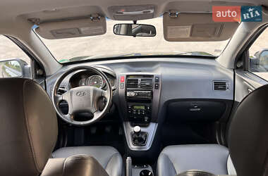 Позашляховик / Кросовер Hyundai Tucson 2005 в 