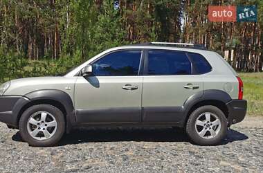 Внедорожник / Кроссовер Hyundai Tucson 2007 в 