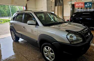 Внедорожник / Кроссовер Hyundai Tucson 2007 в 
