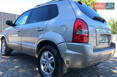 Внедорожник / Кроссовер Hyundai Tucson 2007 в 