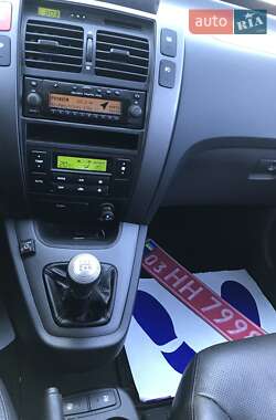 Внедорожник / Кроссовер Hyundai Tucson 2007 в 