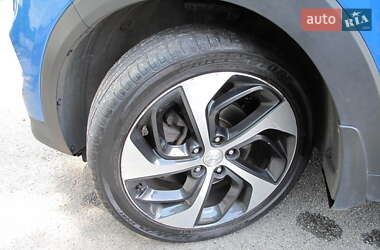 Внедорожник / Кроссовер Hyundai Tucson 2017 в 