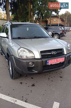 Внедорожник / Кроссовер Hyundai Tucson 2007 в 