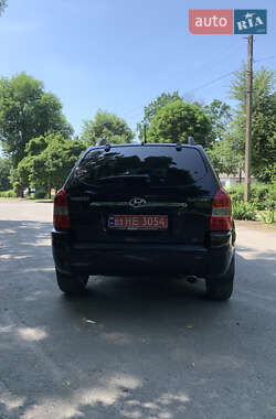 Внедорожник / Кроссовер Hyundai Tucson 2006 в 