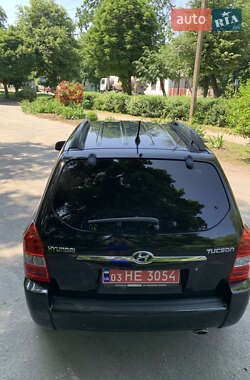 Внедорожник / Кроссовер Hyundai Tucson 2006 в 