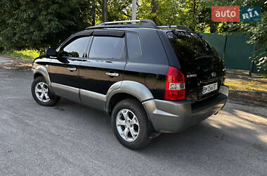 Внедорожник / Кроссовер Hyundai Tucson 2008 в 
