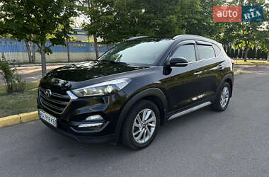 Внедорожник / Кроссовер Hyundai Tucson 2017 в 