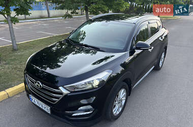 Внедорожник / Кроссовер Hyundai Tucson 2017 в 