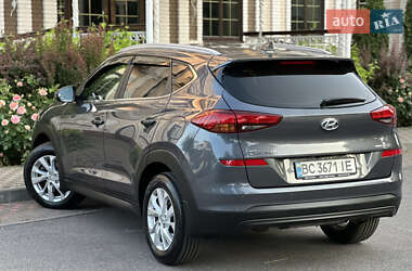 Внедорожник / Кроссовер Hyundai Tucson 2019 в 