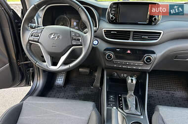 Внедорожник / Кроссовер Hyundai Tucson 2019 в 
