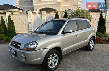 Внедорожник / Кроссовер Hyundai Tucson 2008 в 