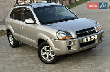 Внедорожник / Кроссовер Hyundai Tucson 2008 в 