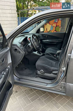 Внедорожник / Кроссовер Hyundai Tucson 2008 в 