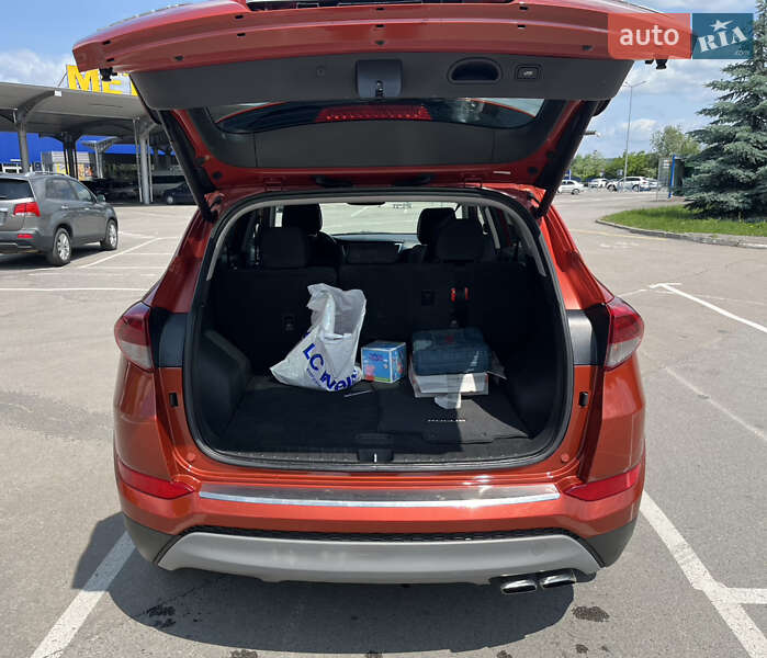 Позашляховик / Кросовер Hyundai Tucson 2017 в Івано-Франківську