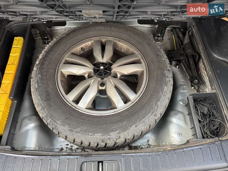 Позашляховик / Кросовер Hyundai Tucson 2011 в Києві