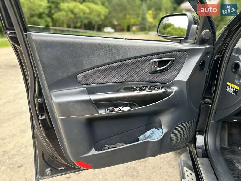 Позашляховик / Кросовер Hyundai Tucson 2005 в Дрогобичі