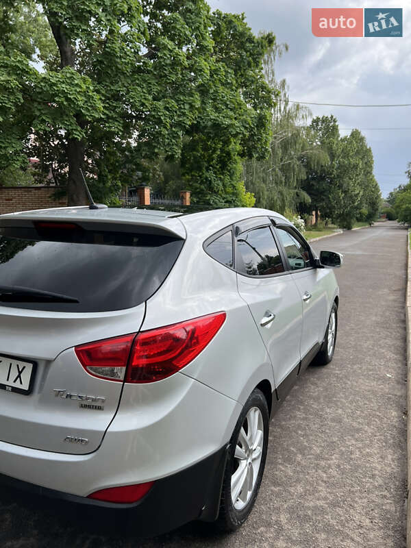 Позашляховик / Кросовер Hyundai Tucson 2012 в Кривому Розі