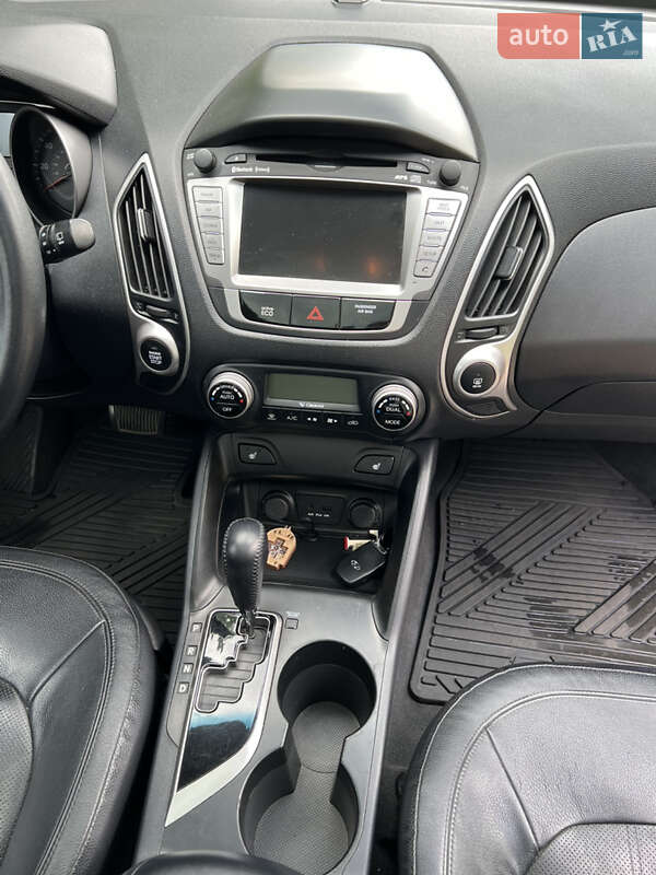 Позашляховик / Кросовер Hyundai Tucson 2012 в Кривому Розі