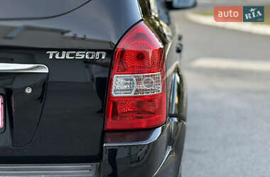 Внедорожник / Кроссовер Hyundai Tucson 2008 в 