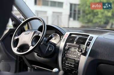 Внедорожник / Кроссовер Hyundai Tucson 2008 в 