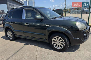 Внедорожник / Кроссовер Hyundai Tucson 2007 в 