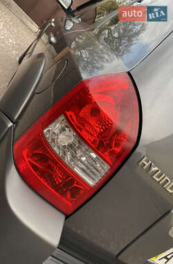 Внедорожник / Кроссовер Hyundai Tucson 2009 в 
