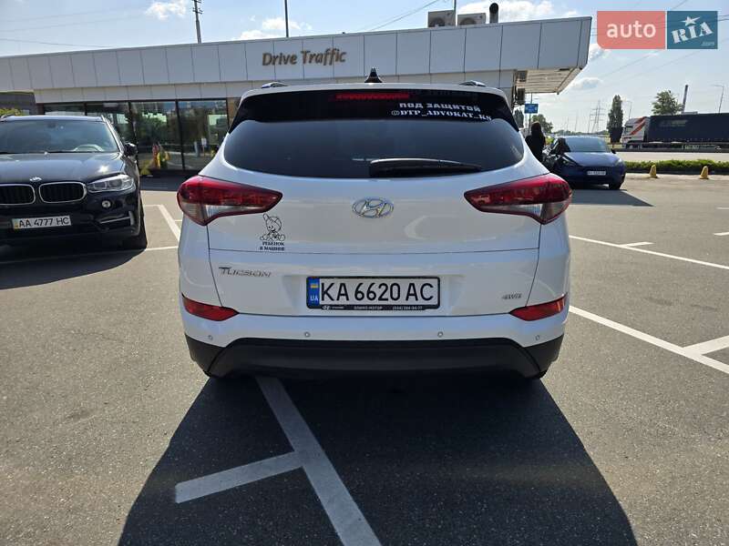 Позашляховик / Кросовер Hyundai Tucson 2017 в Києві