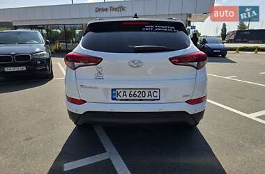 Внедорожник / Кроссовер Hyundai Tucson 2017 в 