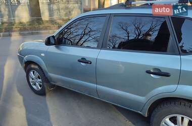 Внедорожник / Кроссовер Hyundai Tucson 2008 в 
