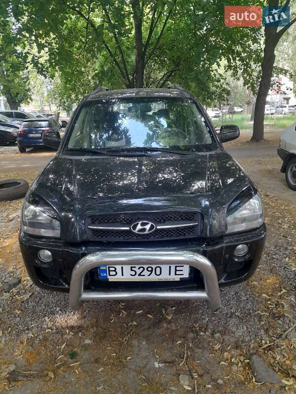 Внедорожник / Кроссовер Hyundai Tucson 2005 в Полтаве