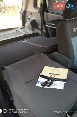 Позашляховик / Кросовер Hyundai Tucson 2008 в Ізюмі