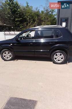Внедорожник / Кроссовер Hyundai Tucson 2006 в 