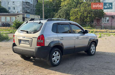 Внедорожник / Кроссовер Hyundai Tucson 2008 в 