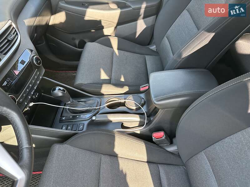 Внедорожник / Кроссовер Hyundai Tucson 2020 в Киеве