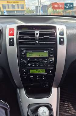 Внедорожник / Кроссовер Hyundai Tucson 2007 в 
