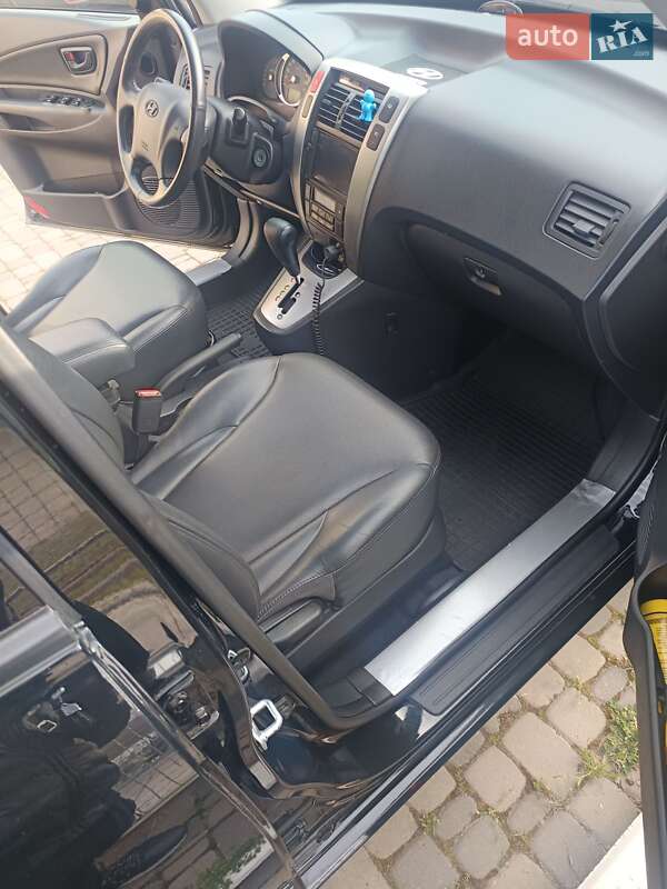 Позашляховик / Кросовер Hyundai Tucson 2009 в Одесі