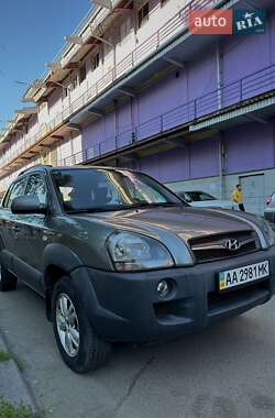 Позашляховик / Кросовер Hyundai Tucson 2012 в Києві