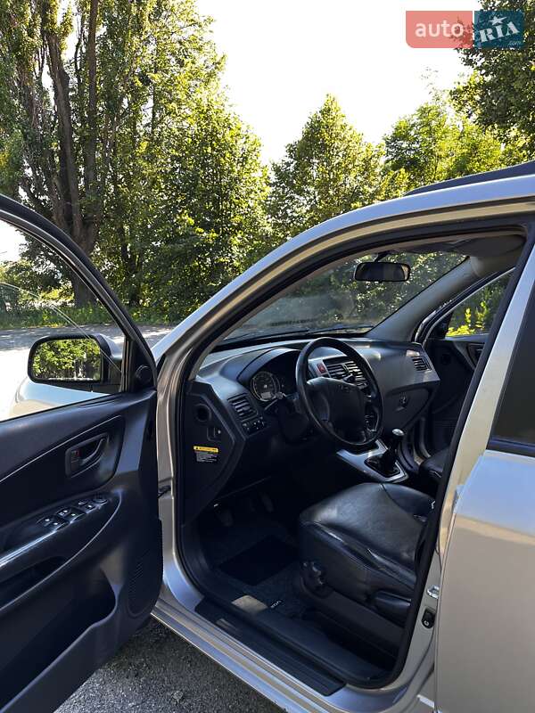 Внедорожник / Кроссовер Hyundai Tucson 2008 в Харькове фото 28 Внедорожник / Кроссовер Hyundai Tucson 2008 в Харькове