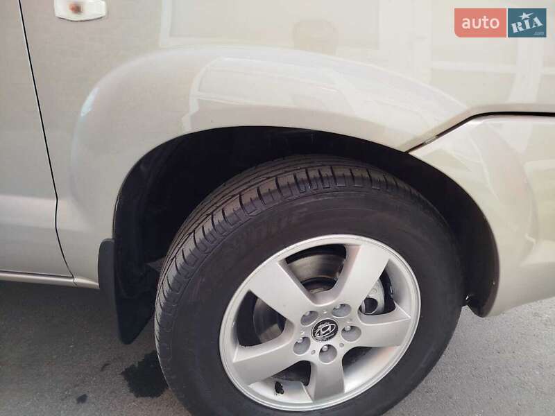 Внедорожник / Кроссовер Hyundai Tucson 2007 в Чернигове