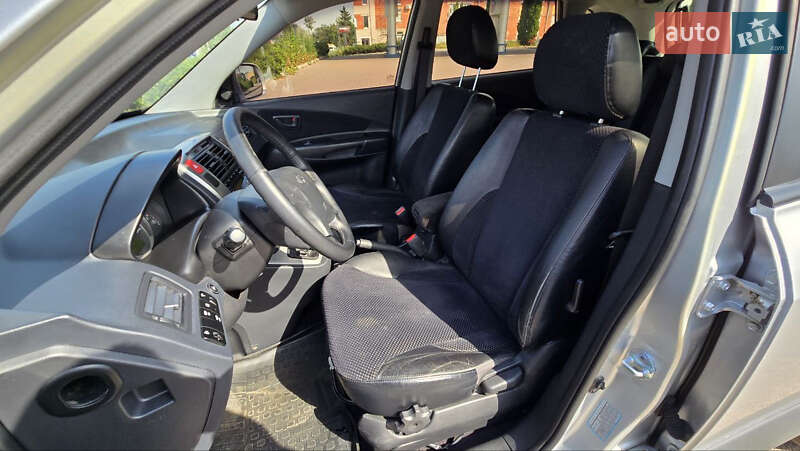 Внедорожник / Кроссовер Hyundai Tucson 2011 в Сумах