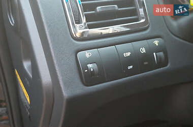 Внедорожник / Кроссовер Hyundai Tucson 2009 в 