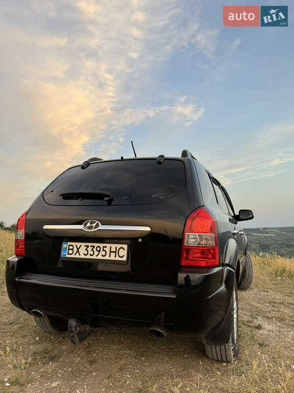 Позашляховик / Кросовер Hyundai Tucson 2008 в Ізюмі