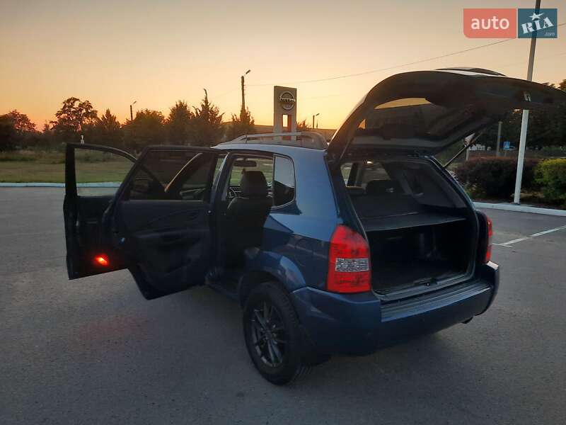Внедорожник / Кроссовер Hyundai Tucson 2007 в Полтаве