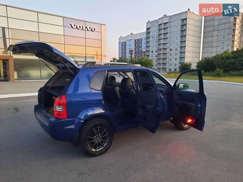 Внедорожник / Кроссовер Hyundai Tucson 2007 в Полтаве