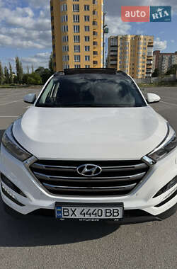 Внедорожник / Кроссовер Hyundai Tucson 2017 в Каменец-Подольском