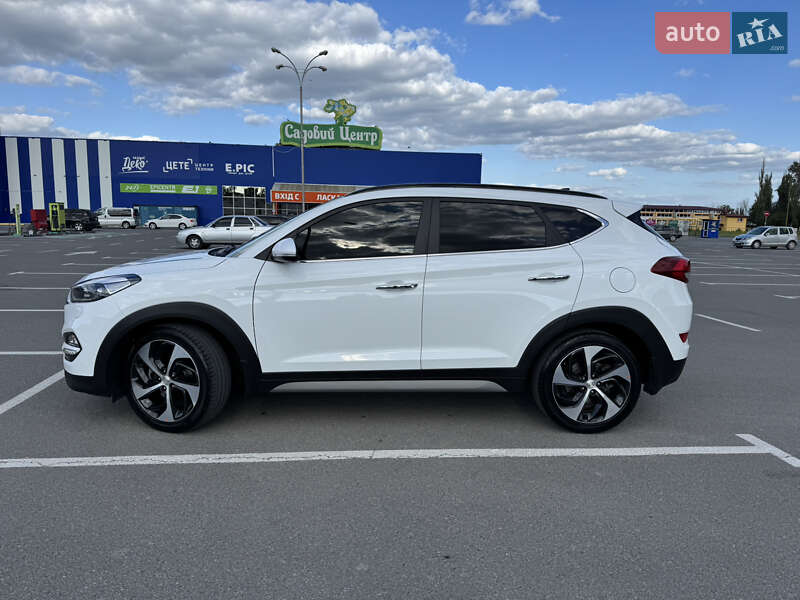 Внедорожник / Кроссовер Hyundai Tucson 2017 в Каменец-Подольском